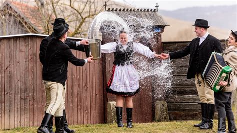 Lany poniedzialek 2025